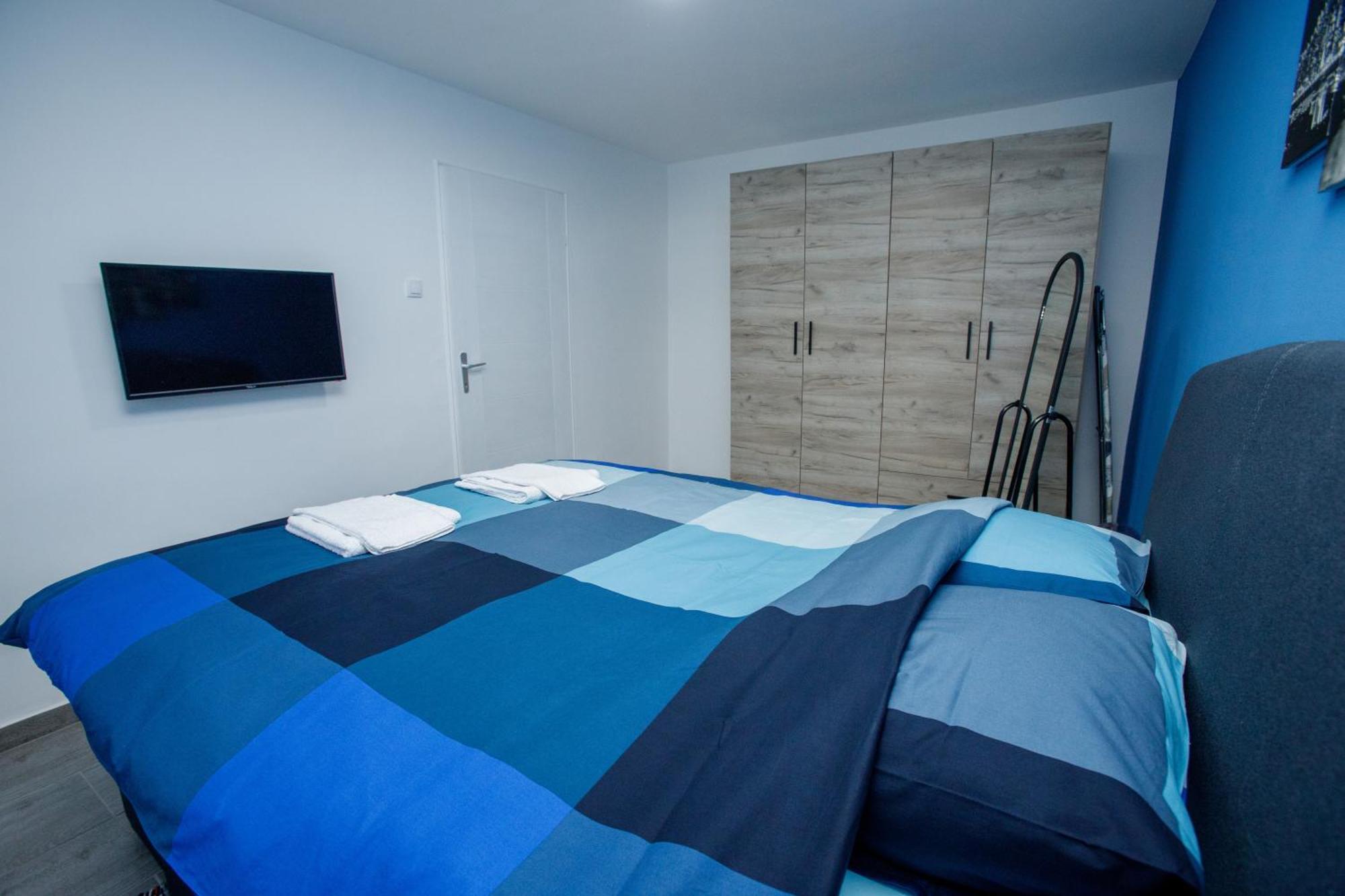 7 Days Premium Apartment سوبوتيتْسا الغرفة الصورة